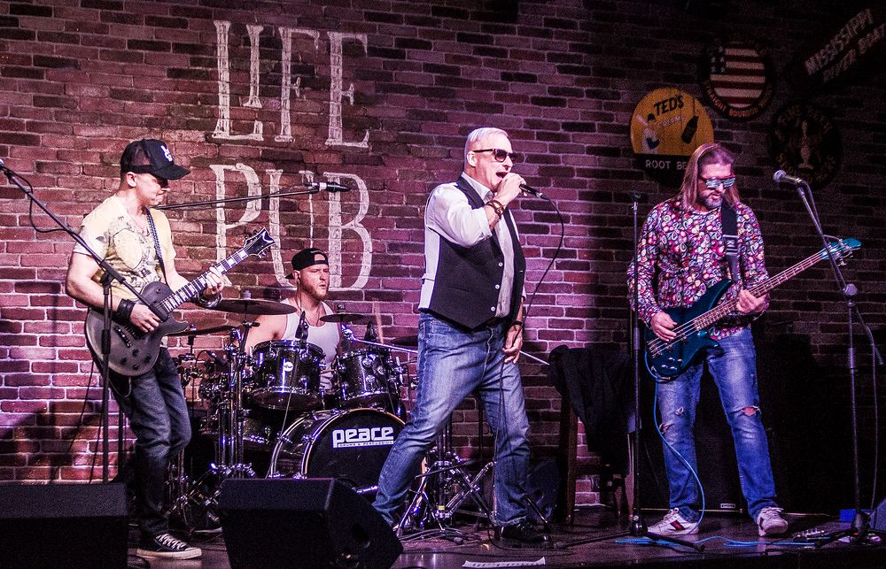 Вечерний концерт.