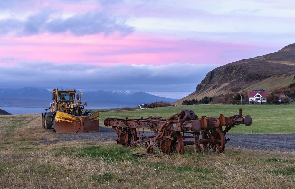 Photograph by Piotr Mickevic