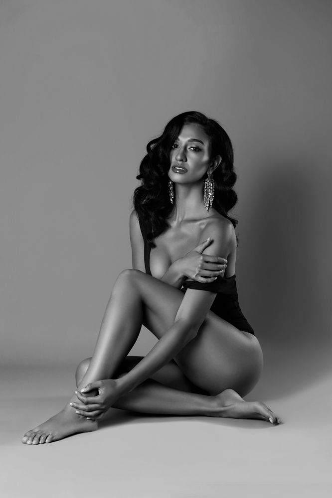 Black and white beauty photography series