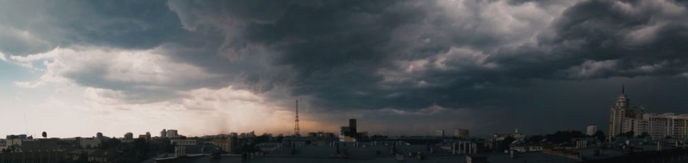 Небесный художник