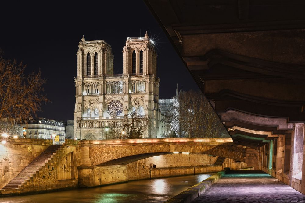 Photograph by SI SABER LOTFI