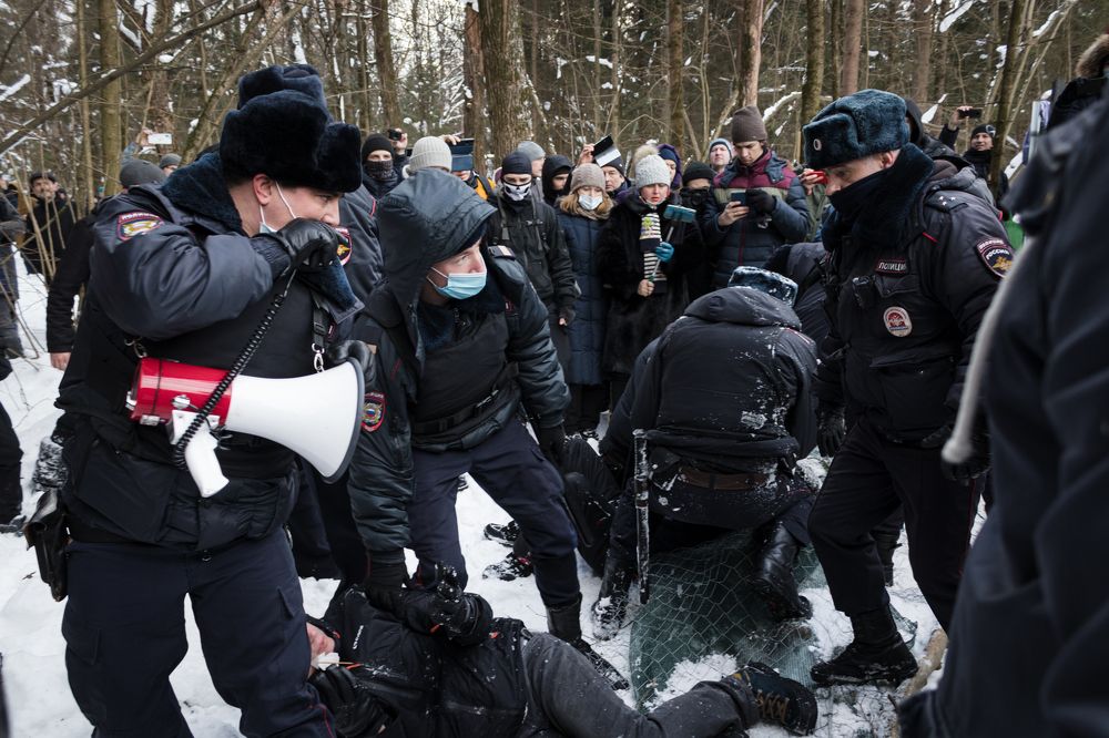 Митинг против вырубки леса