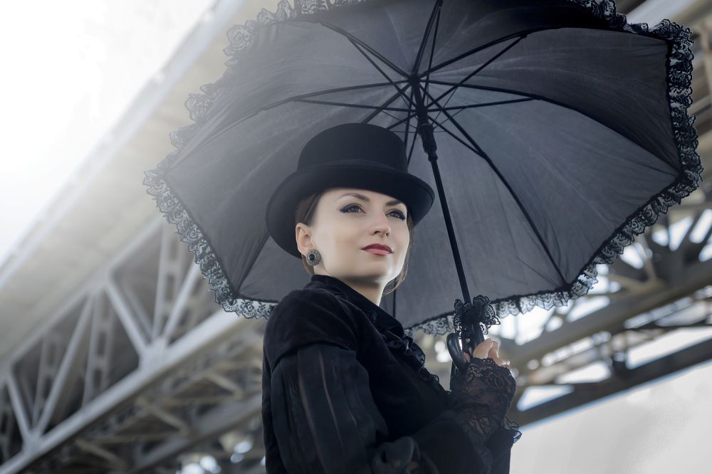 Лида в старинном стиле.