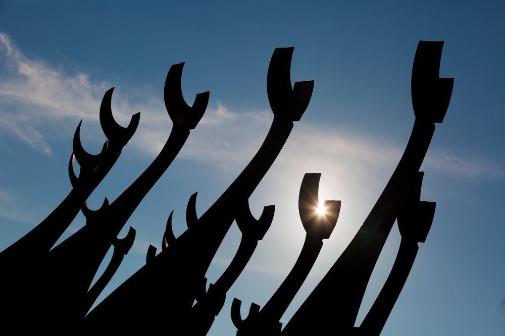 The sun in the iron claws of progress