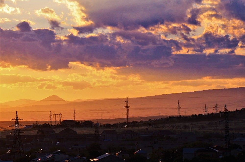 Прекрасний закат долины