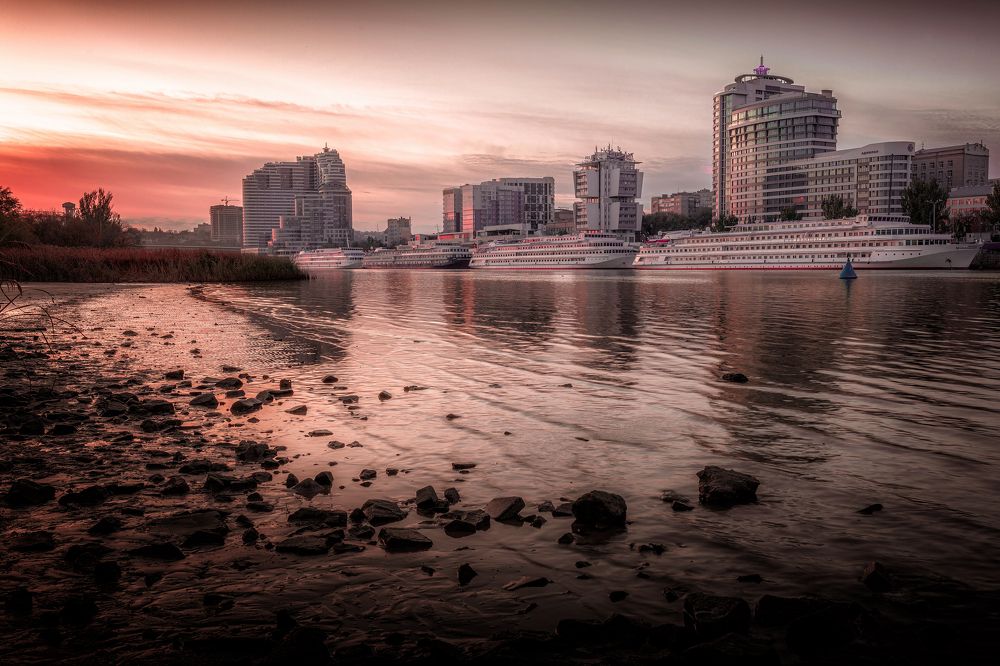 Photograph by Maksim Miroshnichenko