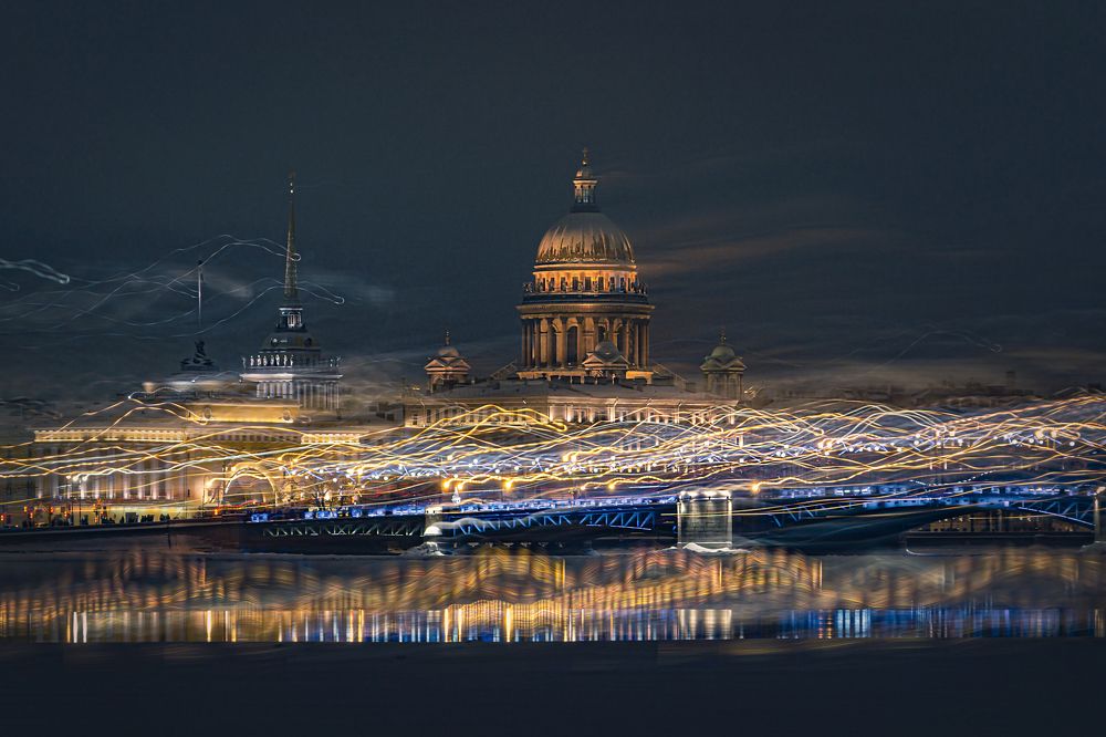 Новогоднее движение в Петербурге
