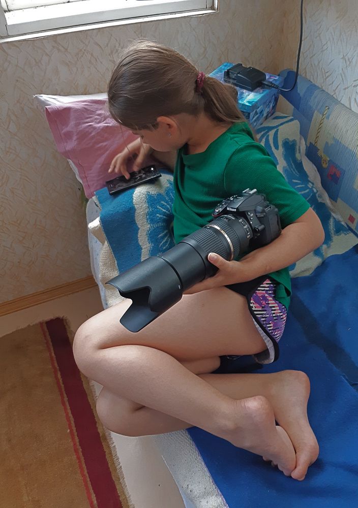 Ника с Никоном. (Nika with Nikon)