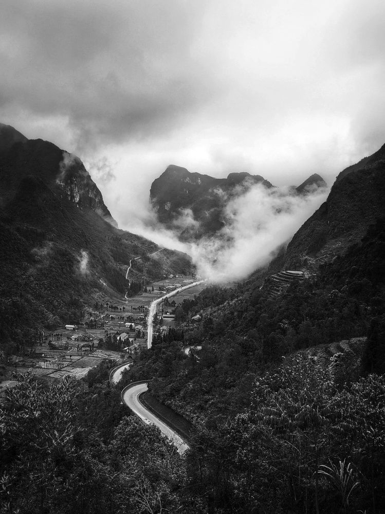 Photograph by HIẾU nguyễn