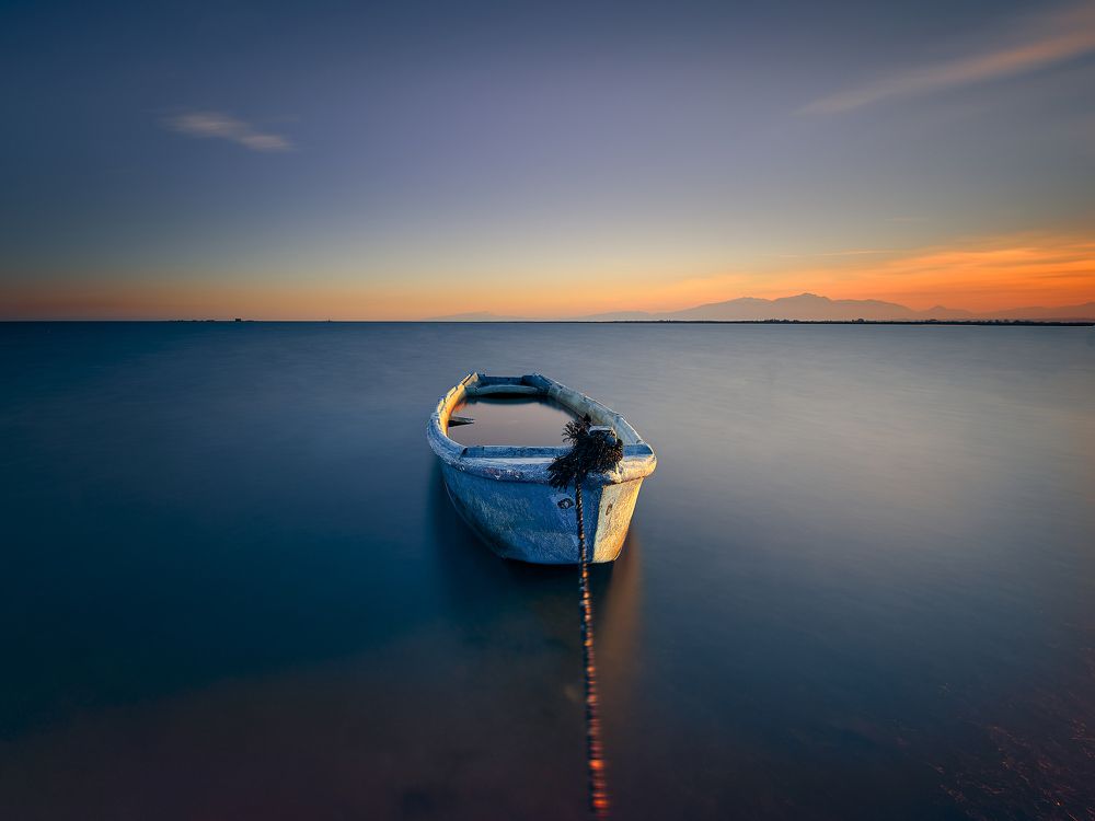 Photograph by Nikos Leonov