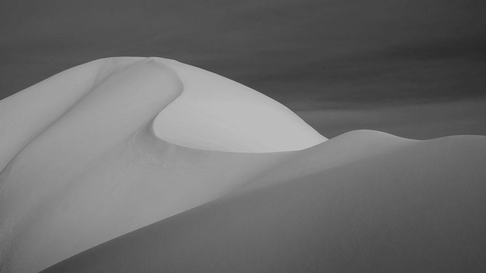 Хребет Аигбы