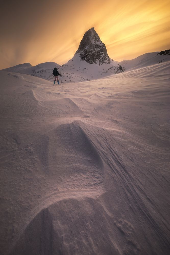 Conquer The End of The Mountain