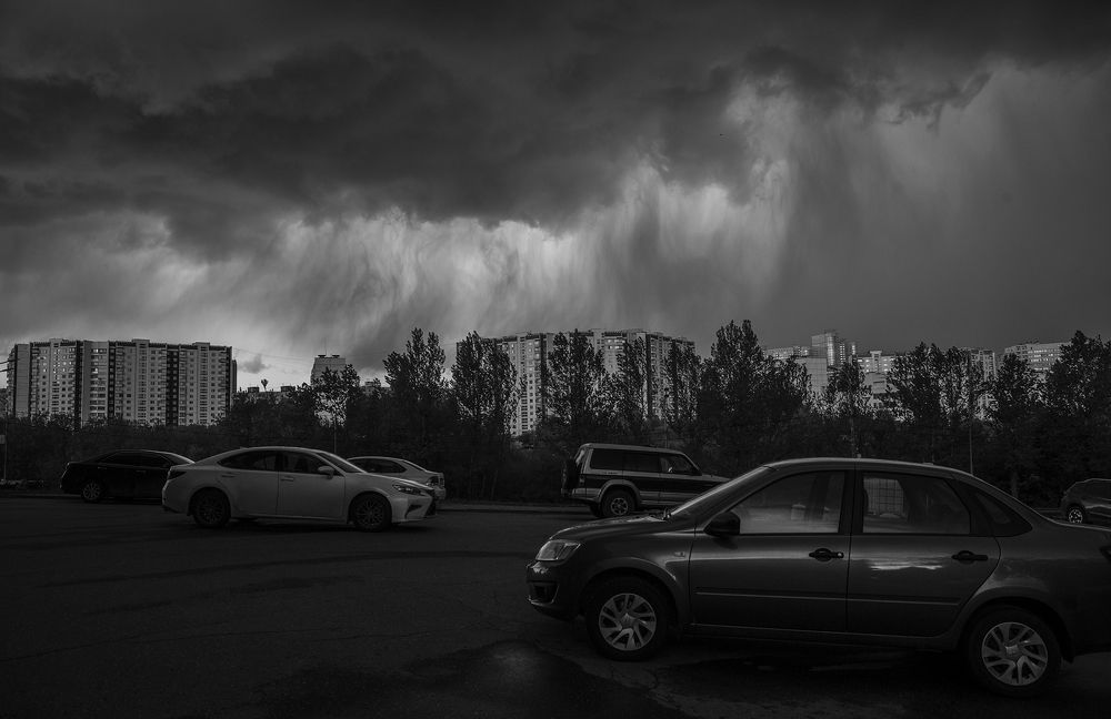 Небо разверзлось.