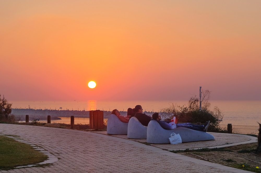 Photograph by Alexander Sluzkin