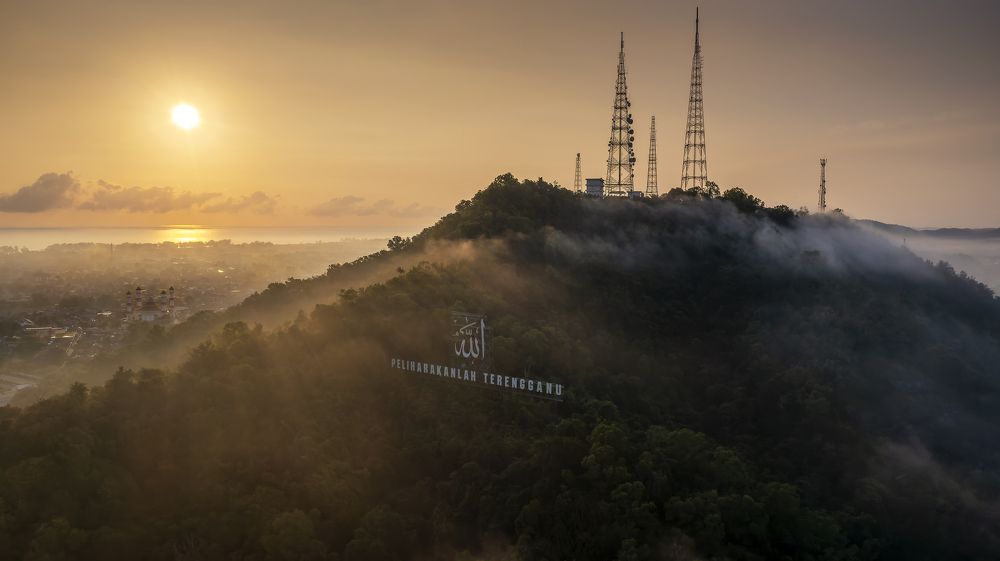 Photograph by muhd isa mamat