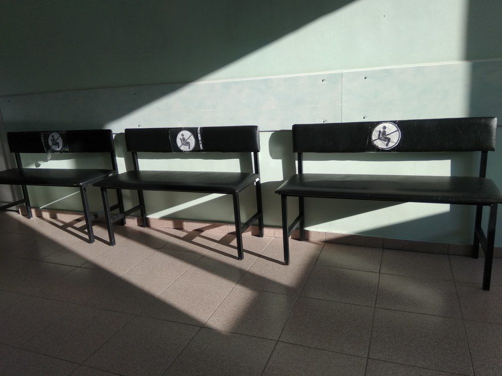 Перечеркнутые люди.