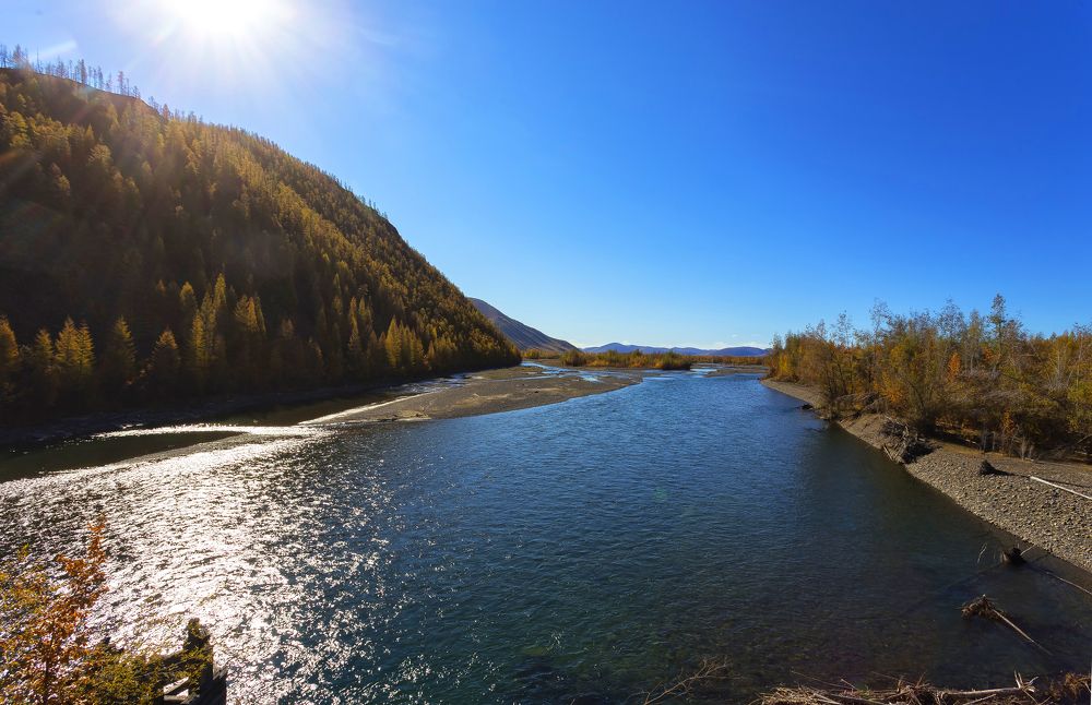 Солнечный осенний день.