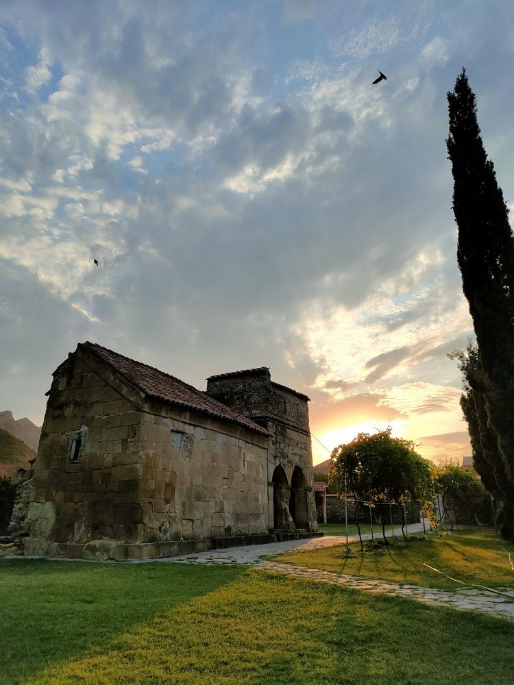 Photograph by Violeta Likhodedi