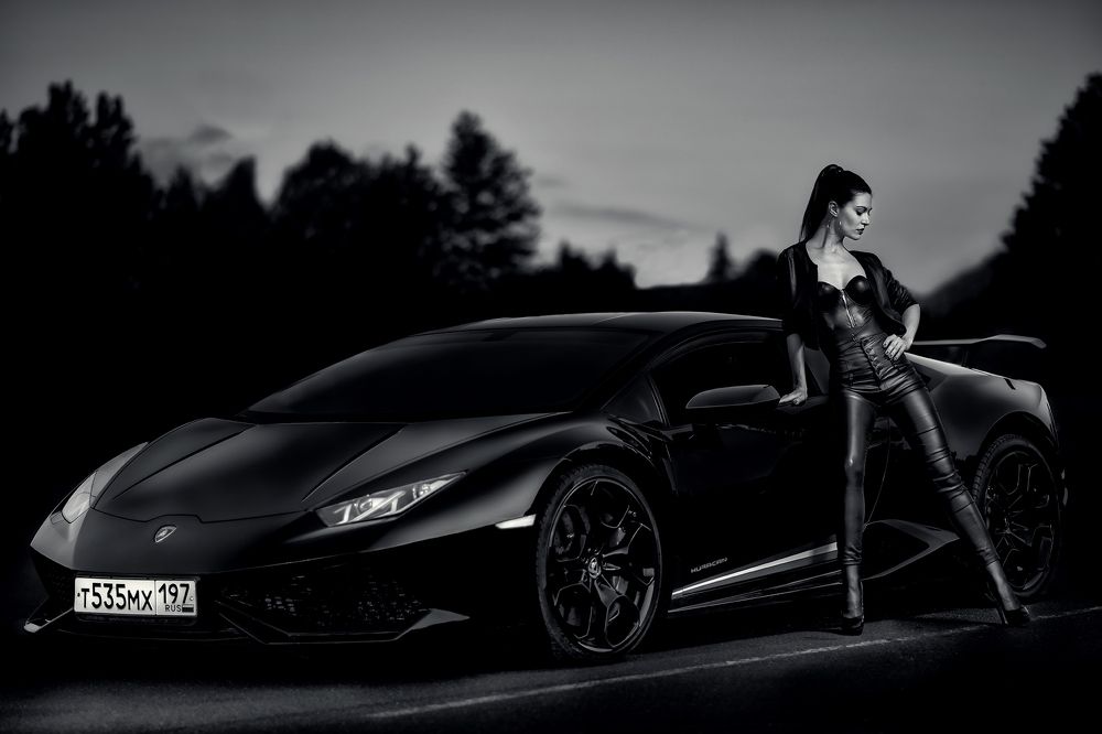 Daniela and Lamborghini Huracan BW