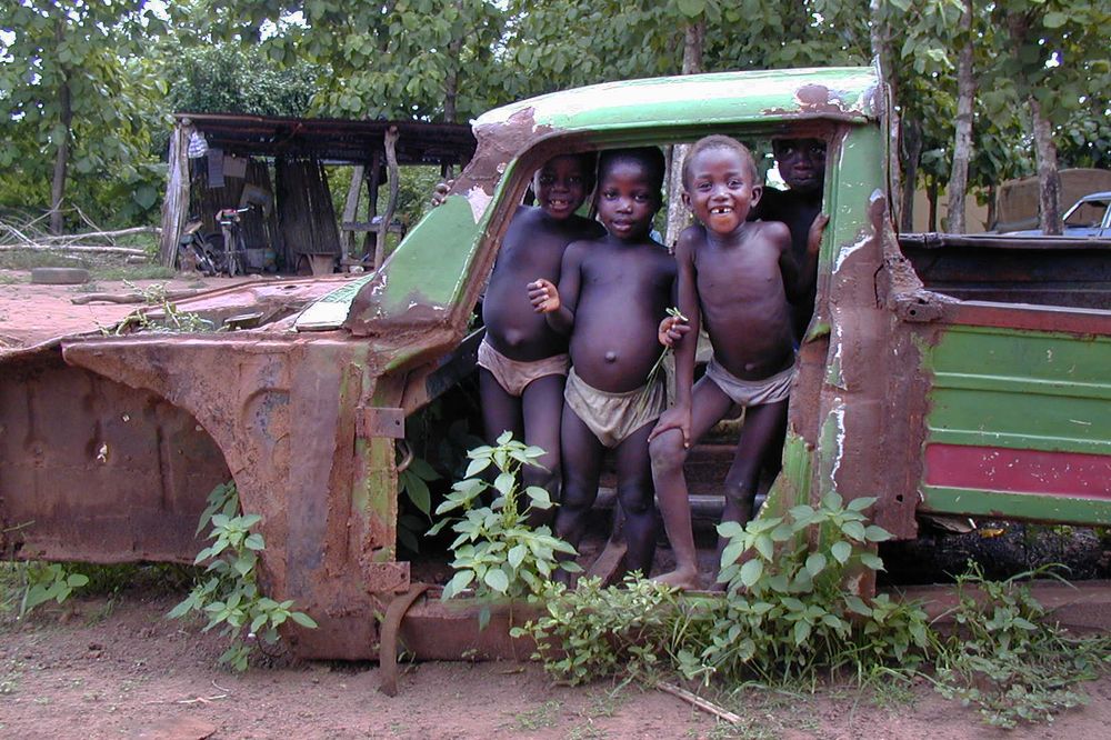 Photograph by SI SABER LOTFI