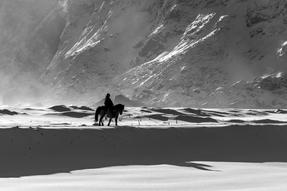 Photograph by Massimo Tamajo