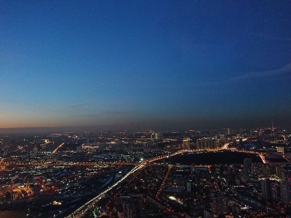 Город с высоты 89 этажа