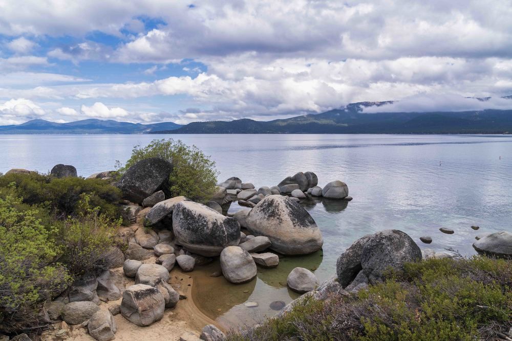 Photograph by Vladimir Moldovan