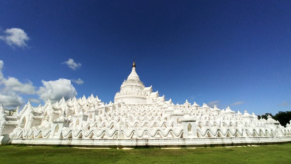 Photograph by Yelinn Htun