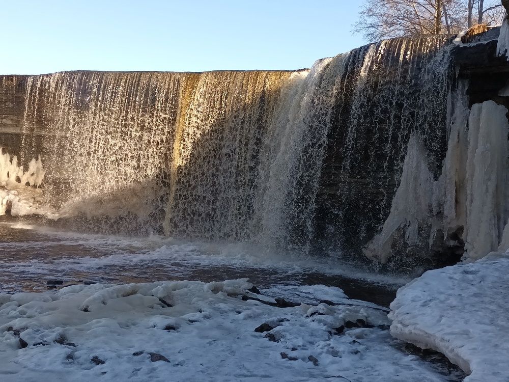 Водопад Ягала( Эстония)
