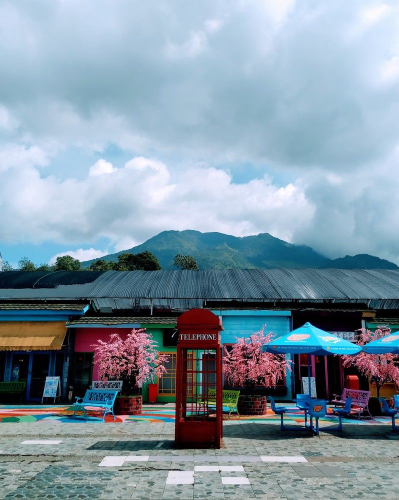 Photograph by mizumishinoda shinoda