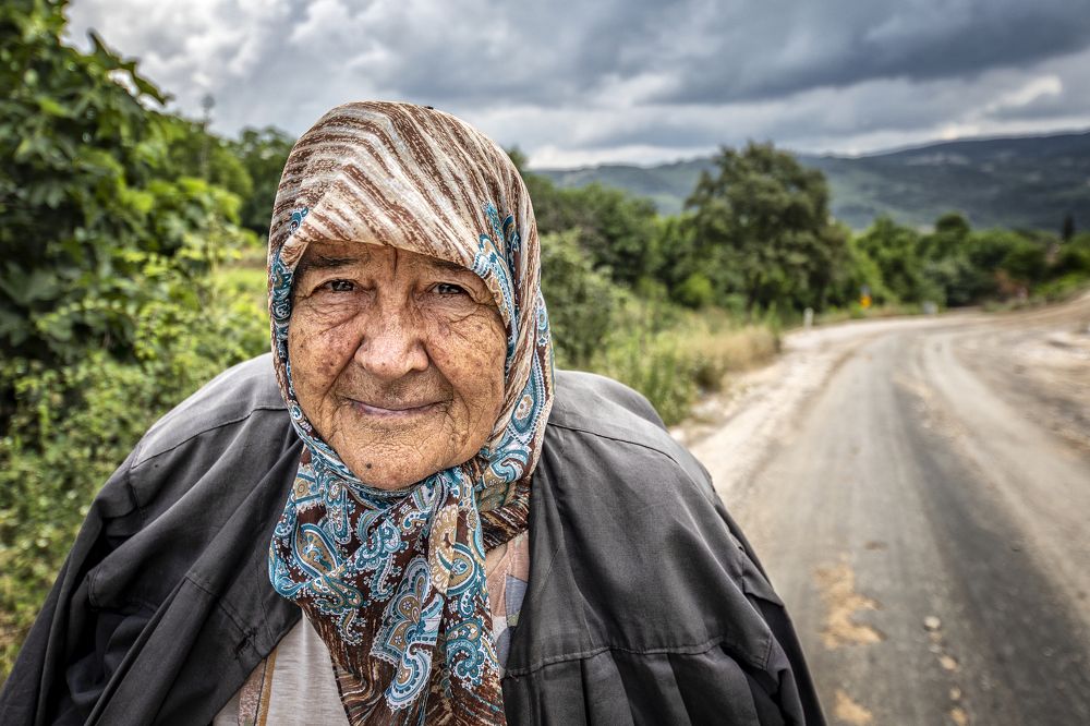 Фотография автора ESENGÜL ALICI