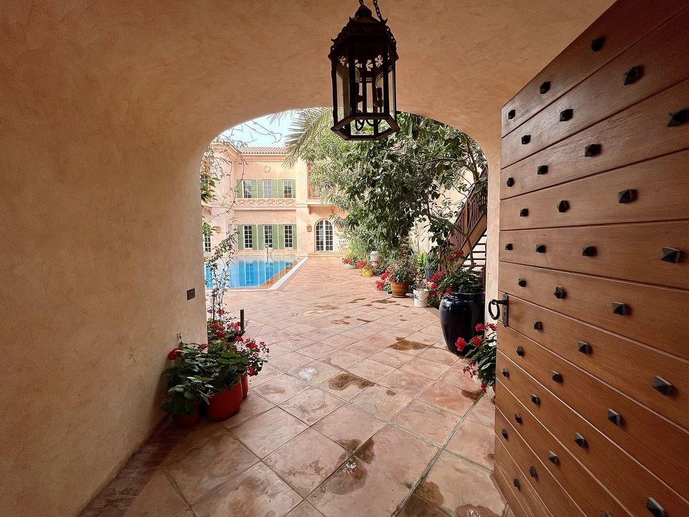 Photograph by Bolonieart Photos