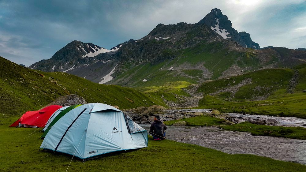 Feel the silence of mountains