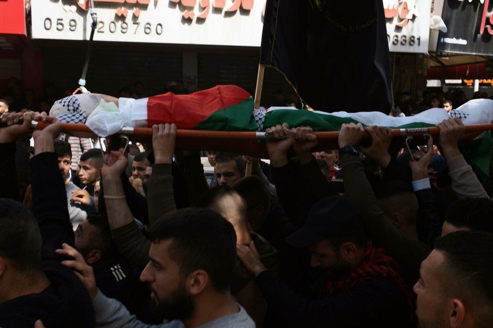 Похороны двух молодых мучеников. Funeral of two young martyrs.