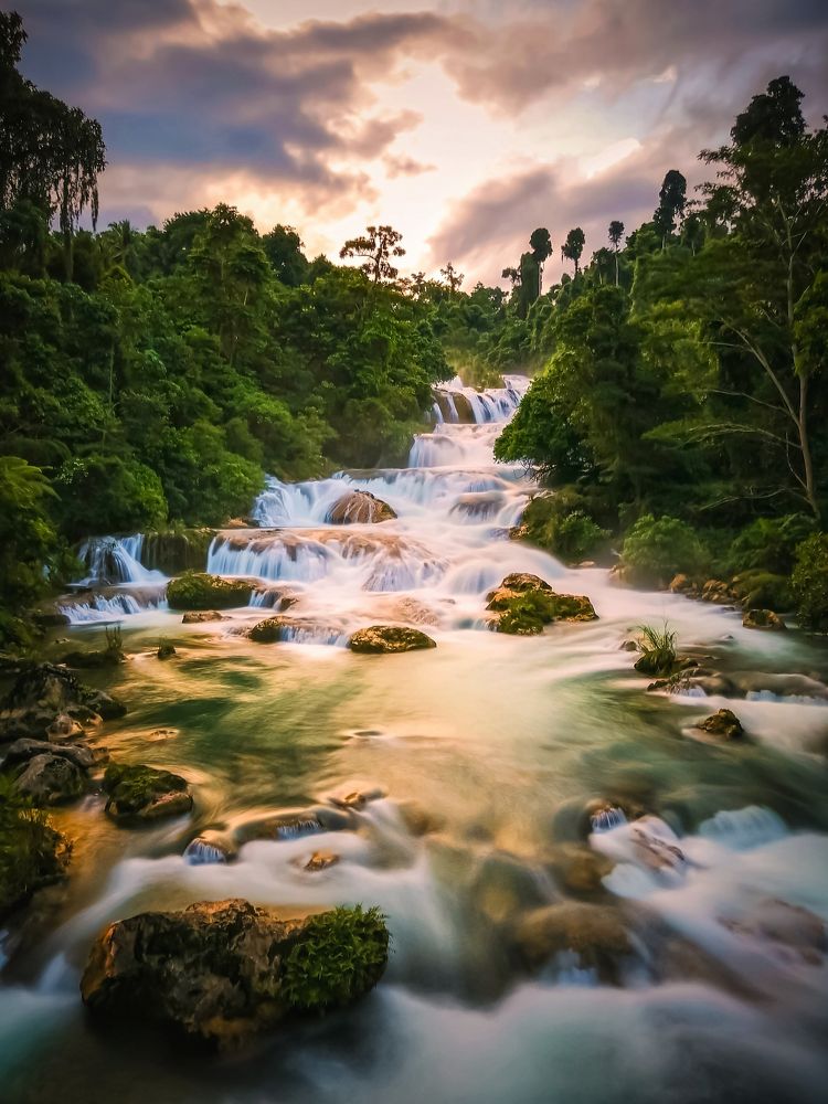 Aliwagwag Waterfalls