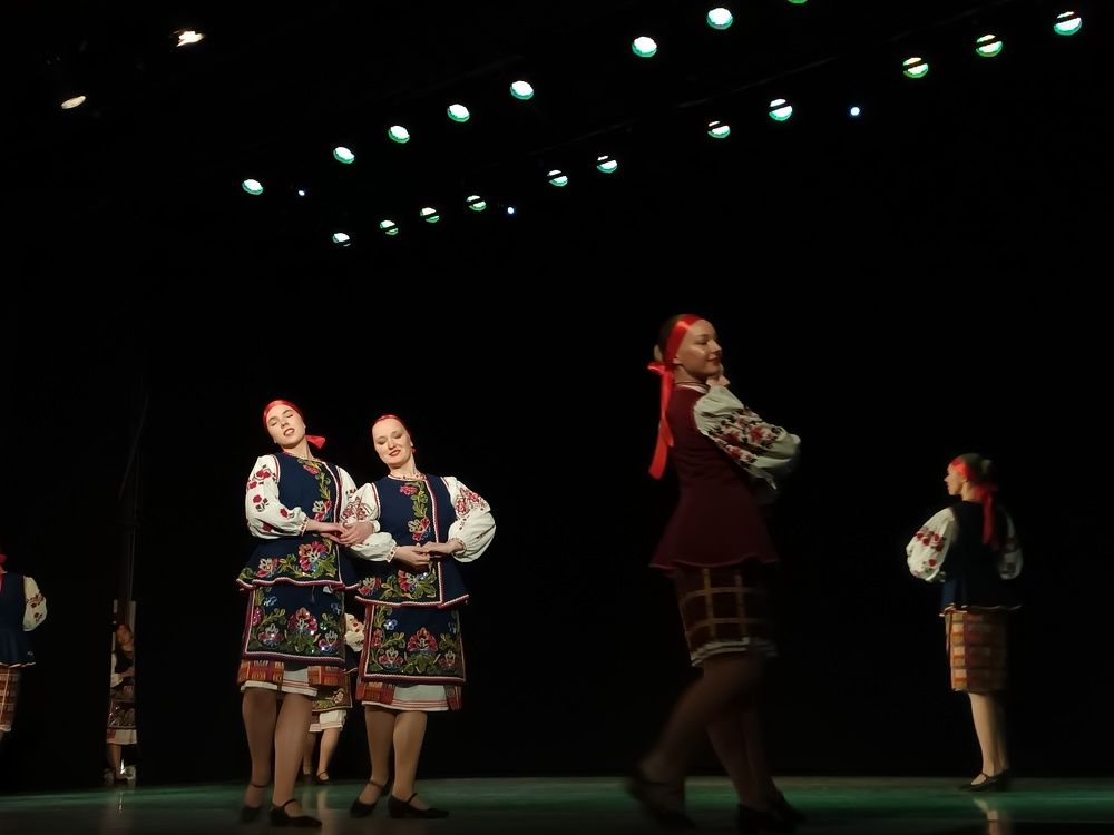 Народный украинский танец