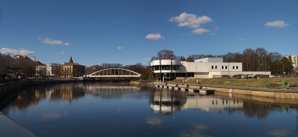 Центр на реке