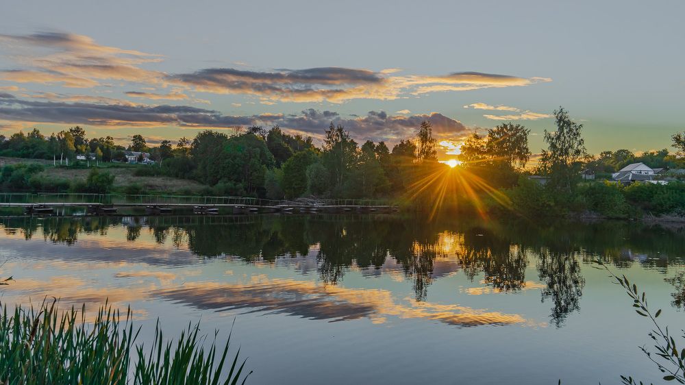 Река Ливенка. Закат солнца.