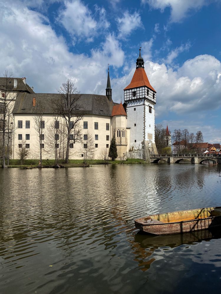 Photograph by Oxana Telupilova