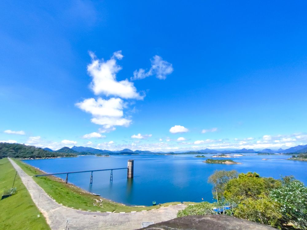 Photograph by Chamod Champika