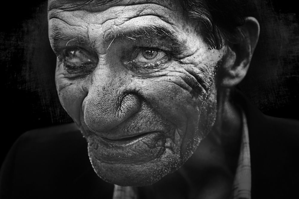 Photograph by Mohammad Dadsetan