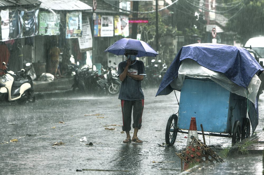 Photograph by dewa putra