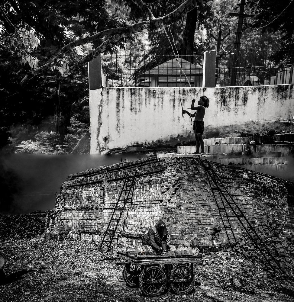 Black and white storie