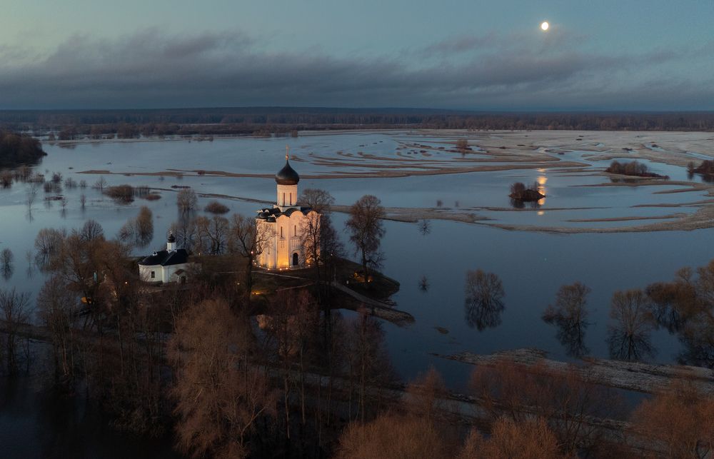 Photograph by Aleksandr Ilyin