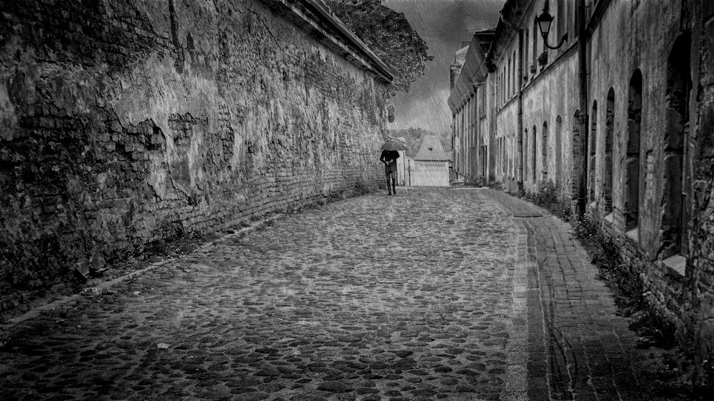 Одиночество дождь...