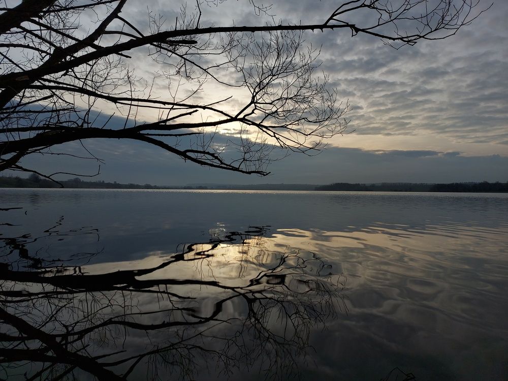 Отражение апреля