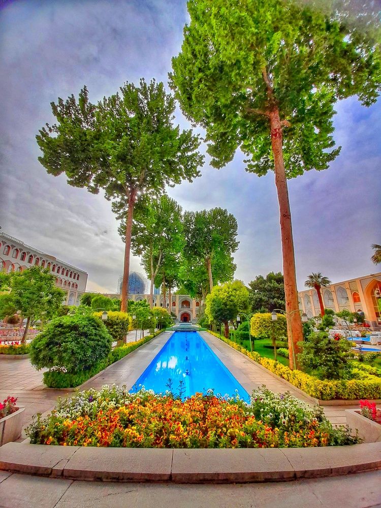 Photograph by Mohammadreza Majlesifar