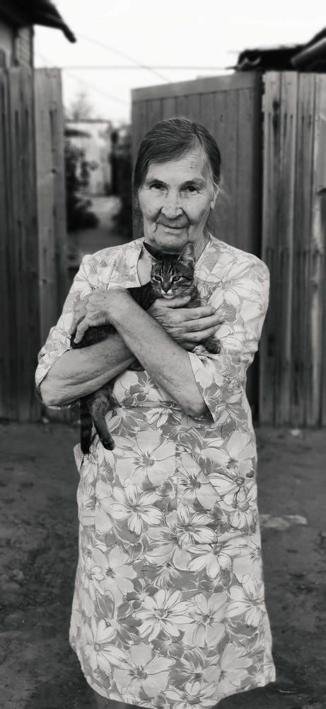 Бабушка Люся.