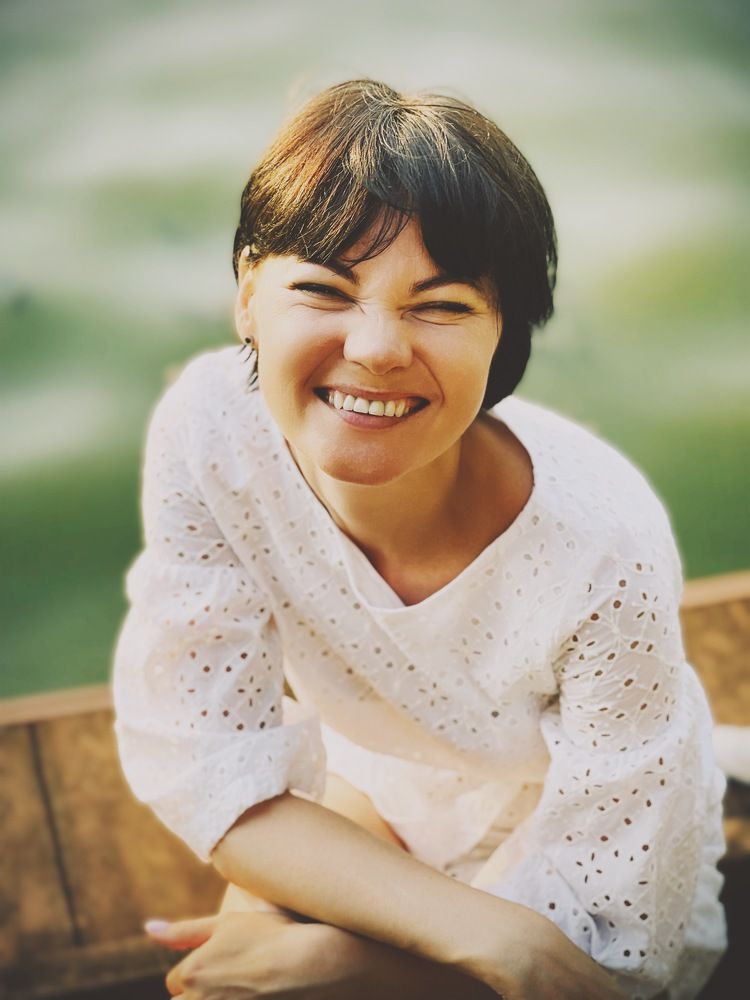 Прекрасная летняя Юля