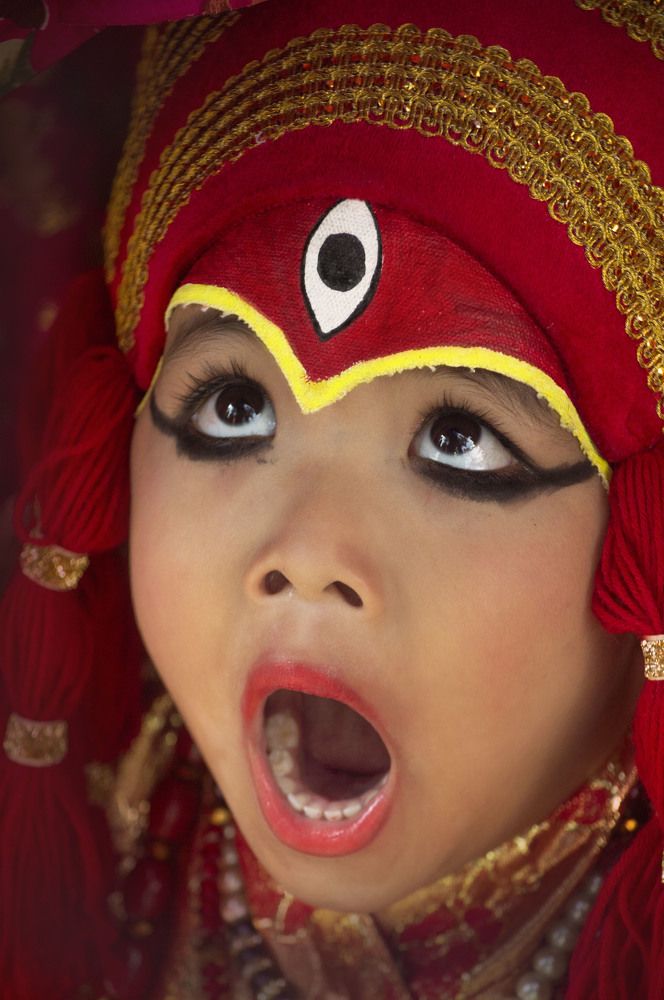 When living goddess give too much pose for photo.